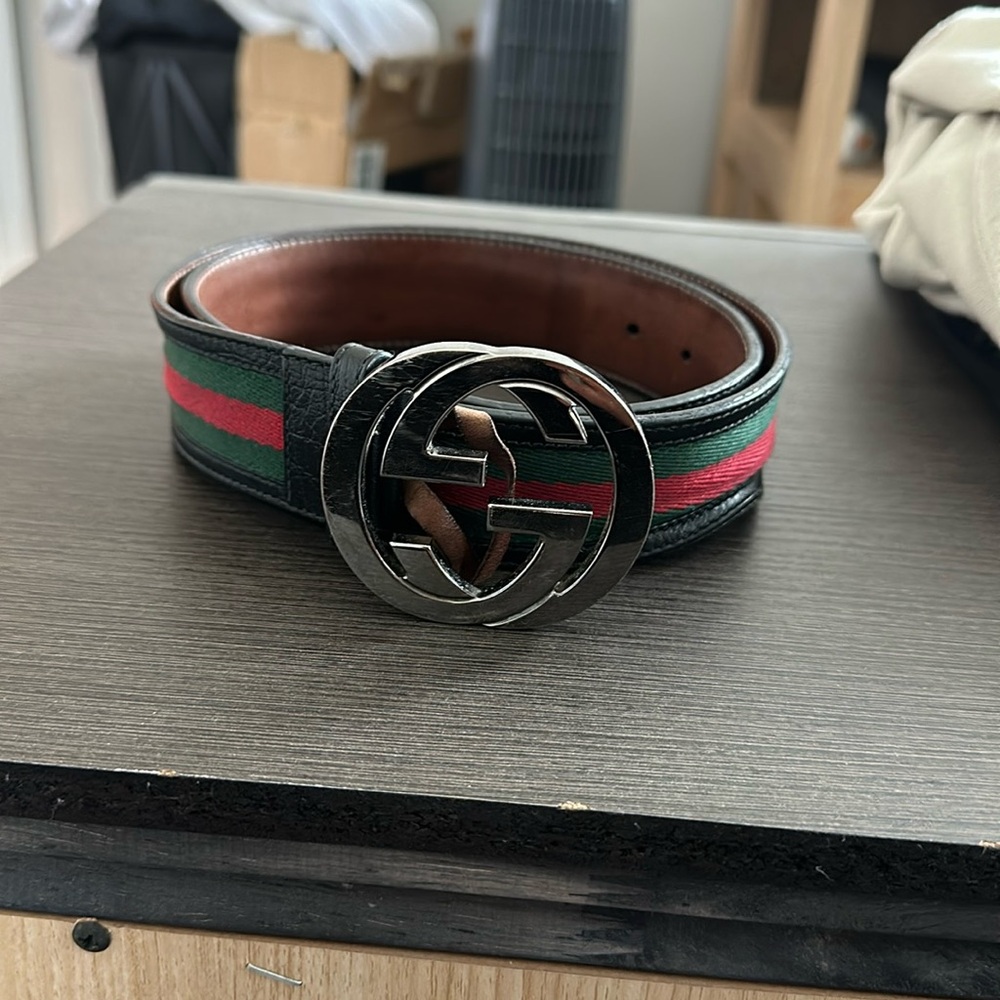 Red and green Gucci belt
